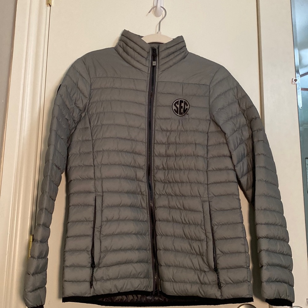 SEC Puffer Jacket | Size M